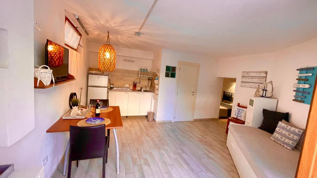 Suite Follonica Beach エクステリア 写真