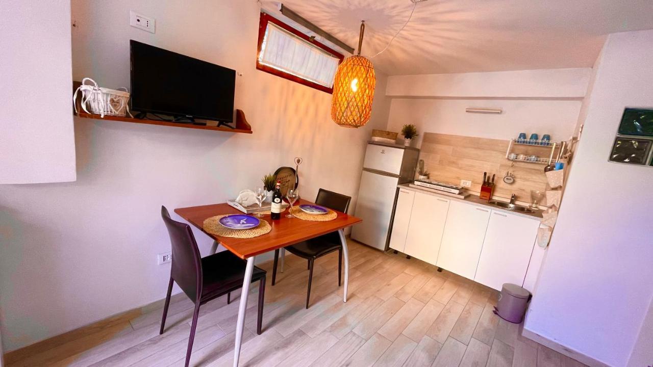 Suite Follonica Beach エクステリア 写真